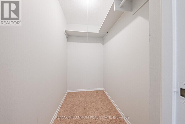 Photo - 2220 Marine Dr Unité 308