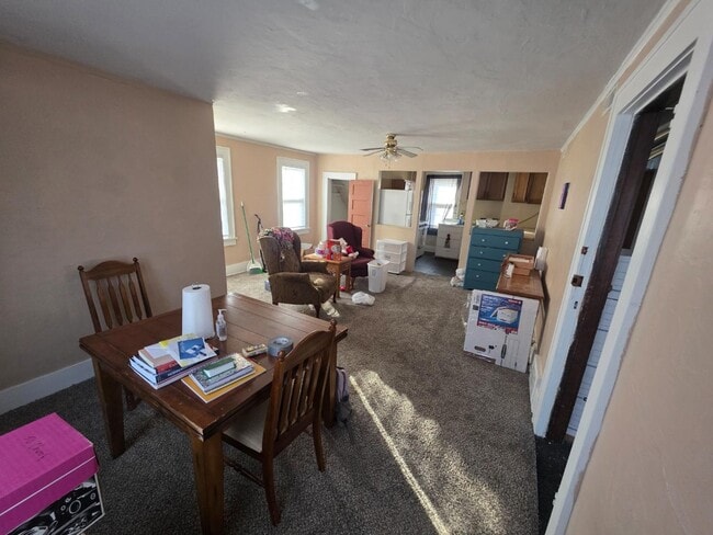 Photo - 20 N Willow St