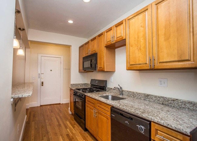 Photo - 136 Highland Ave Unit 6