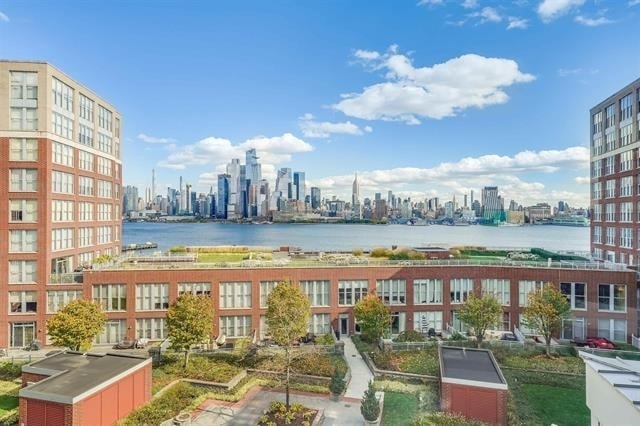 1125 Maxwell Ln Unit 430
