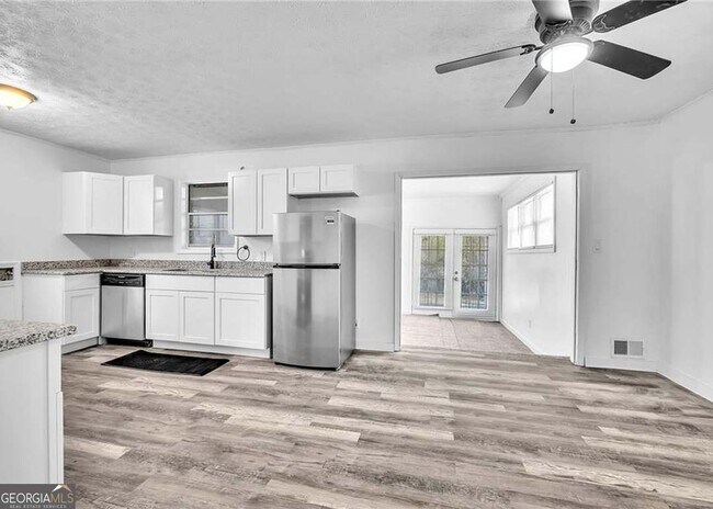 Photo - 2356 County Line Rd SW