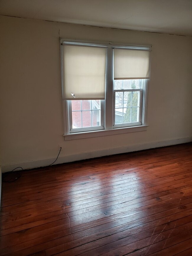 Photo - 254-256 E. Madison Street Unit 254 E. Madison Street