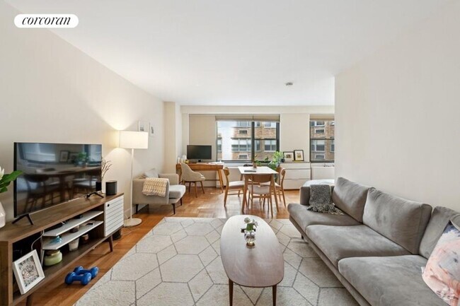 Building Photo - 35-41 E 38th St Rental