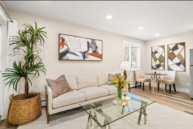 Photo - August 2026 Pre-Lease! 1 Bedroom Apartment in North Boulder