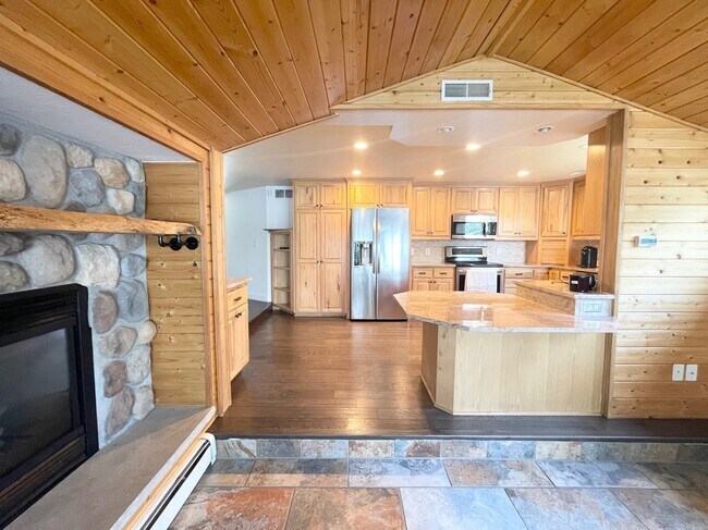 Photo - 3010 Fairview Rd SW