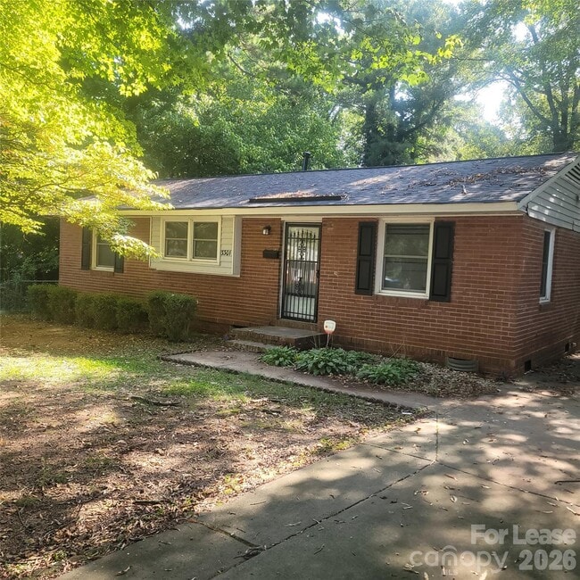 Photo - 3301 Revolution Pk Dr