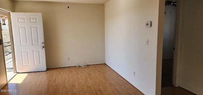 Building Photo - 530 El Recreo Ct