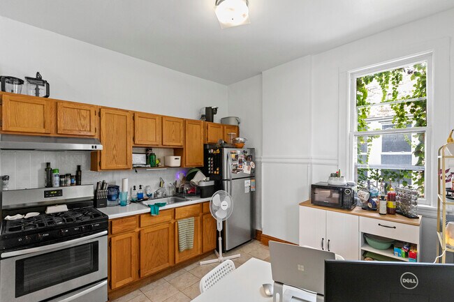 Photo - 2507 N Sawyer Ave Unit 2R