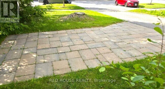 Photo - 21 B S Balsam St