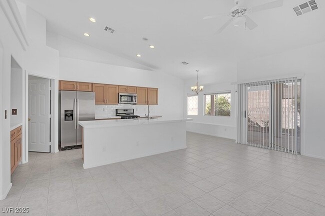 Photo - 1111 Heaton Ave