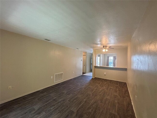 Photo - 2850 Westmoreland Ct