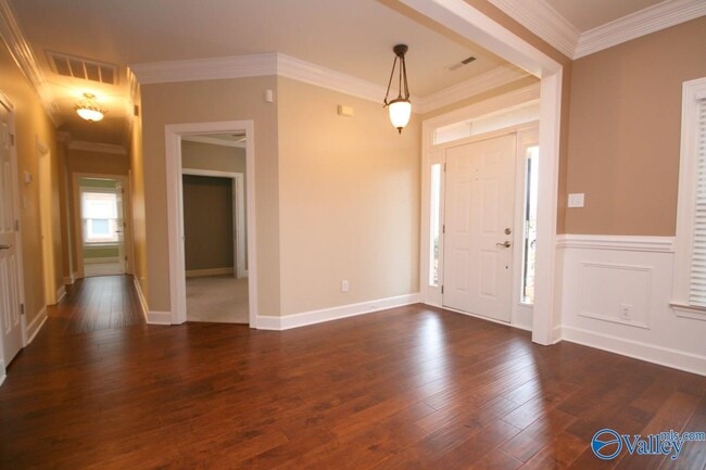 Photo - 2654 Quarter Ln SE