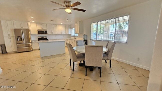 Photo - 4724 N 61st Ave