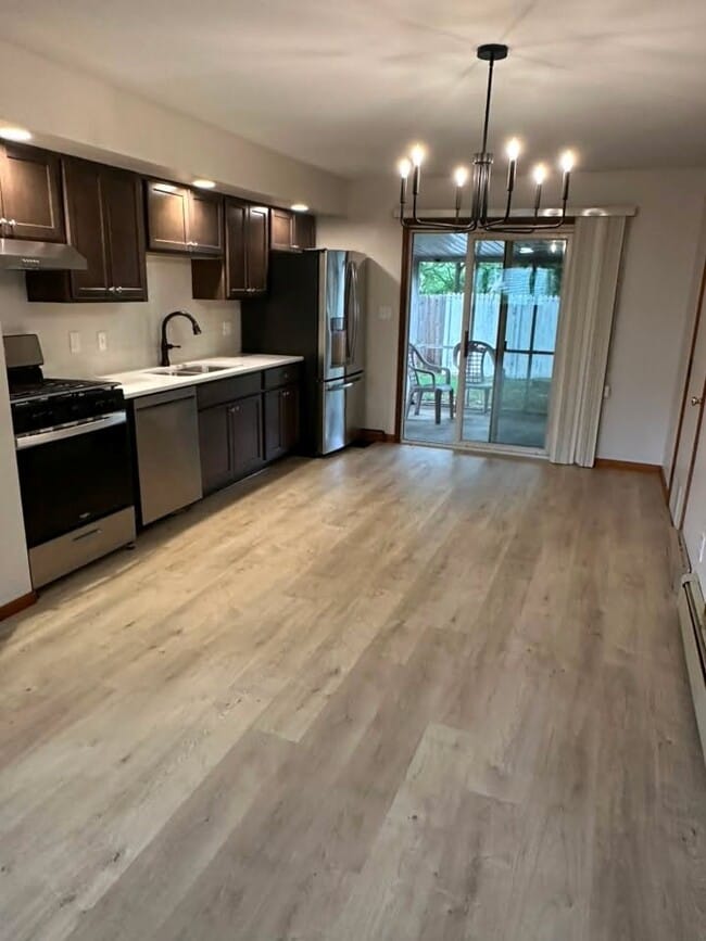 Photo - 580 Sand Ridge Rd