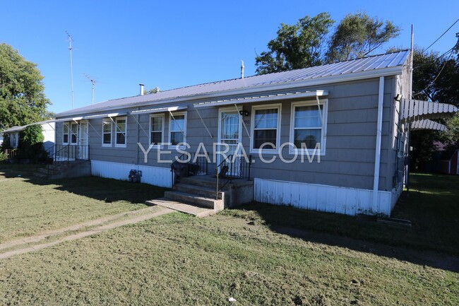 Building Photo - 2911-2911 Market St Unit 2911 Market St