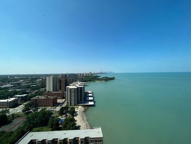 7300 S South Shore Dr Unit 407