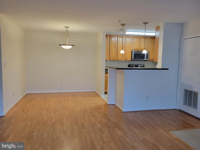 Photo - 3178 Summit Square Dr Unit 3-B12