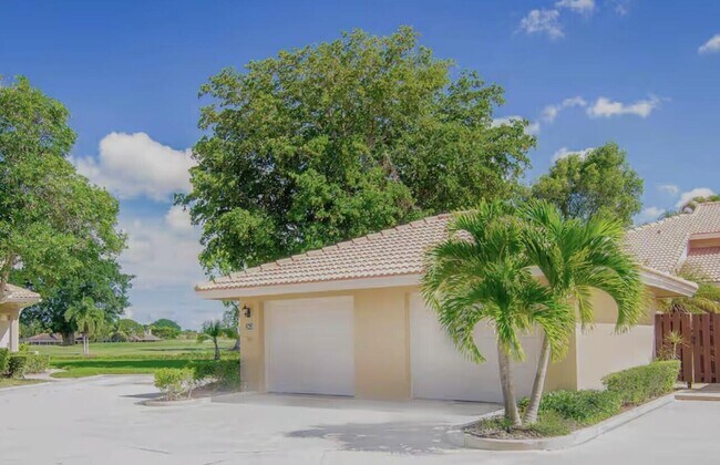 Photo - 265 Old Meadow Way