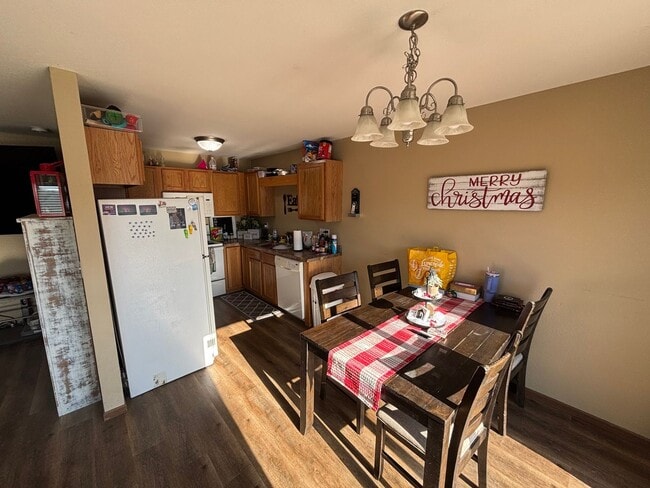 Photo - Pre Leasing for 2026-2027 School Year!