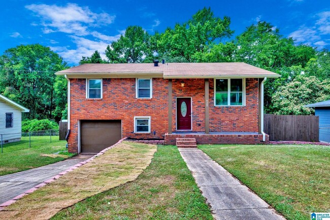 Building Photo - COMING SOON!!! Rental