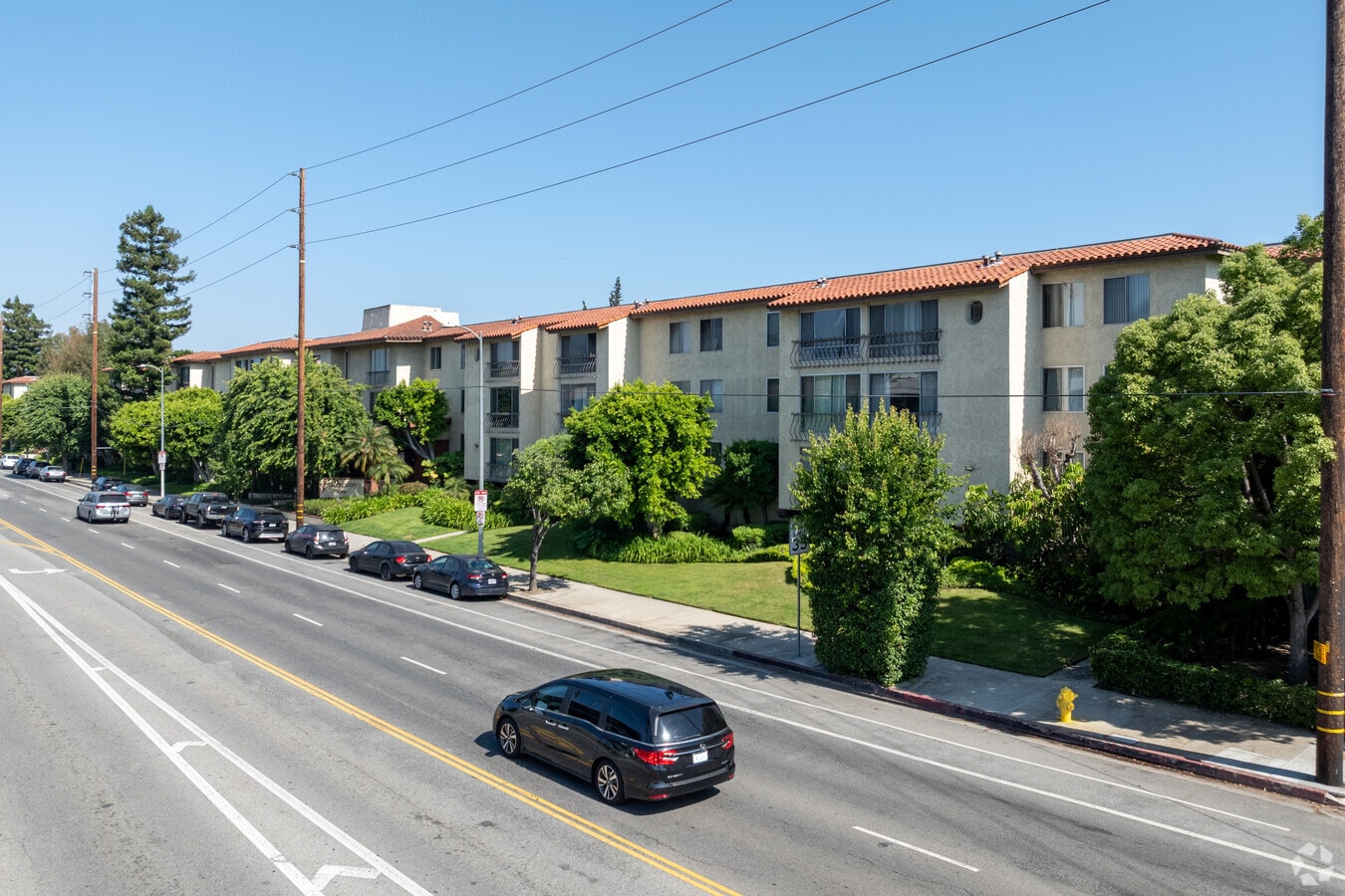 Primary - Briarcrest Condominiums