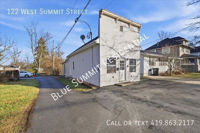 Photo - 122 W Summit St