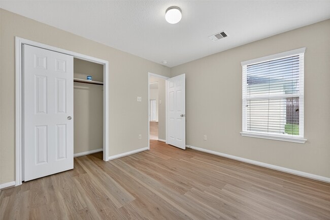 Building Photo - 3215 Wren Valley Trail Rental