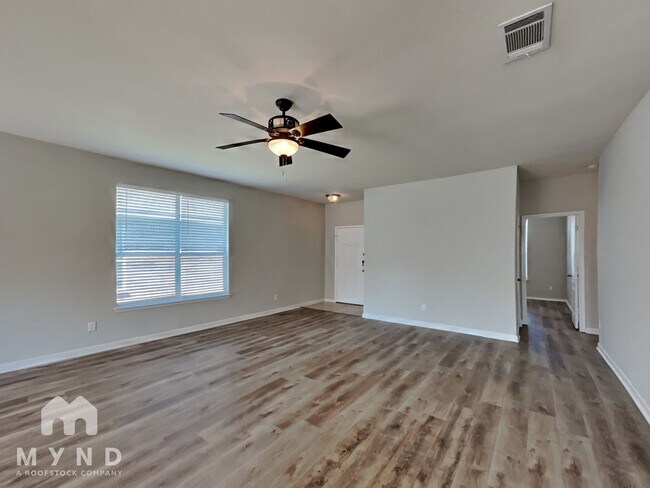 Photo - 5037 Caraway Dr
