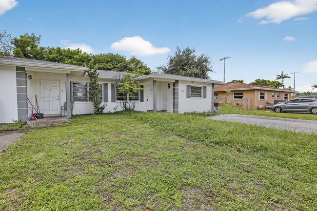 Photo - 1490 NW 20th St