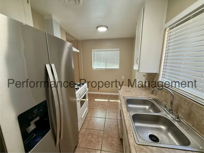Photo - 4 N McDonald Way Unit 4