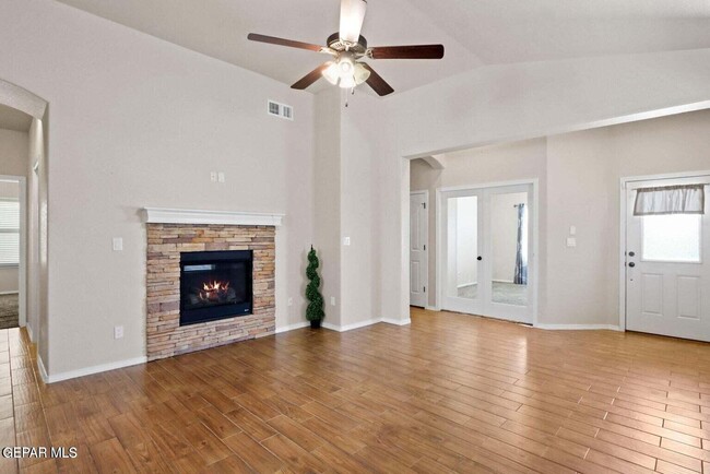 Photo - 7433 Dewberry Dr