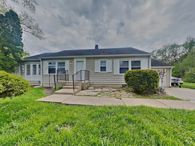 Building Photo - 1601 W Northgate St Rental