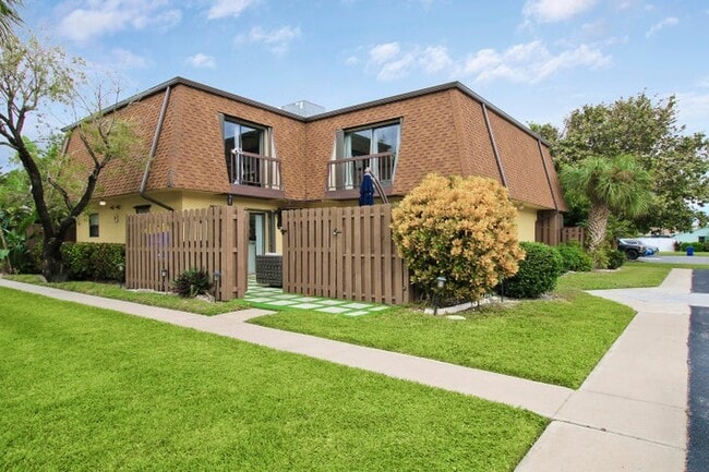 Photo - 110 N Delaware Blvd