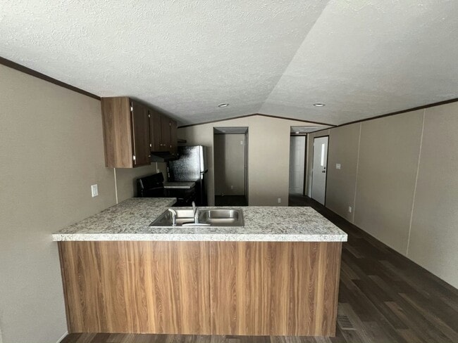 Photo - 48 Tower Manor Dr