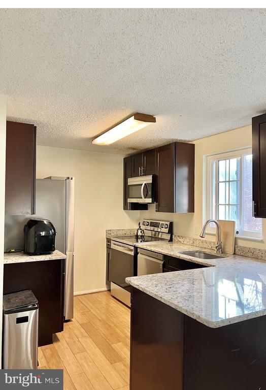 Photo - 8679 Hickory Ridge Ct