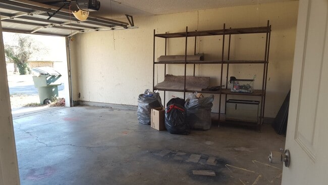 Photo - 730 Patricia Dr