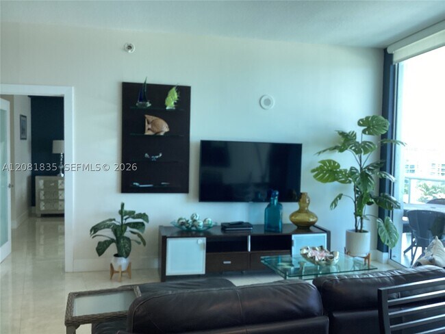 Photo - 6515 Collins Ave Unit 910