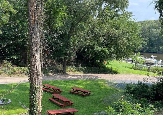 Photo - 15 Sloan Ln Unidad 2