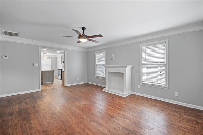 Photo - 1224 Westmont Rd SW