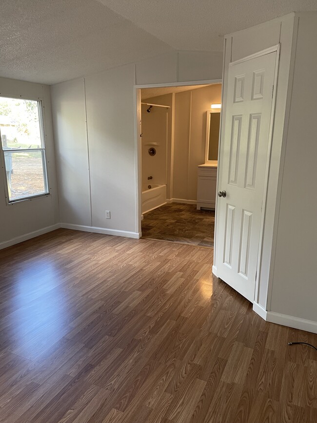 Photo - 417 Ranch Rd