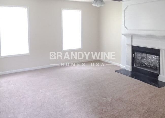 Photo - 980 Brigade St