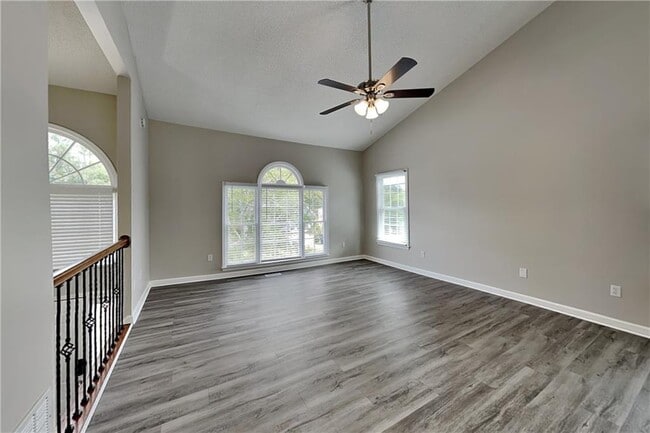 Photo - 3437 N Cook Rd