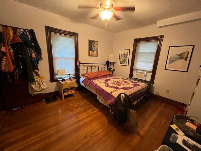 Photo - 48 Weld Hill St Unit 1
