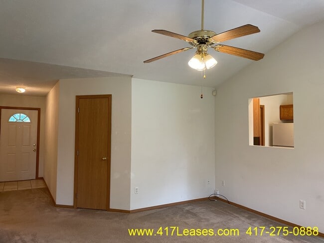 Photo - 1713 Windmill Way