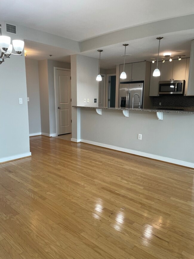Photo - 3338 Peachtree Rd NE Condo Unit 1501