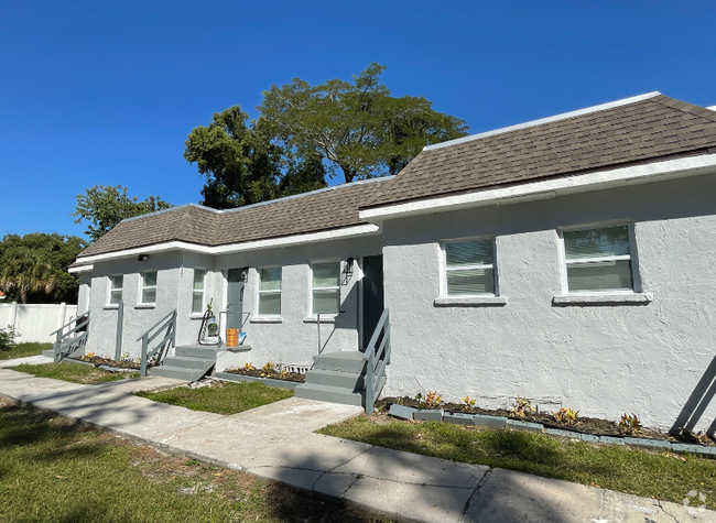 Building Photo - 8112 N Mulberry St Unit 3 Rental