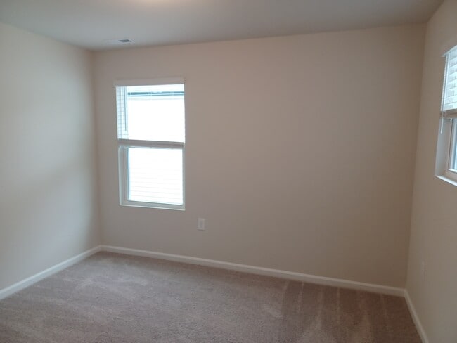 Photo - 1006 Depot Dr