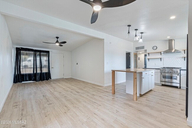 Photo - 227 S Ave B