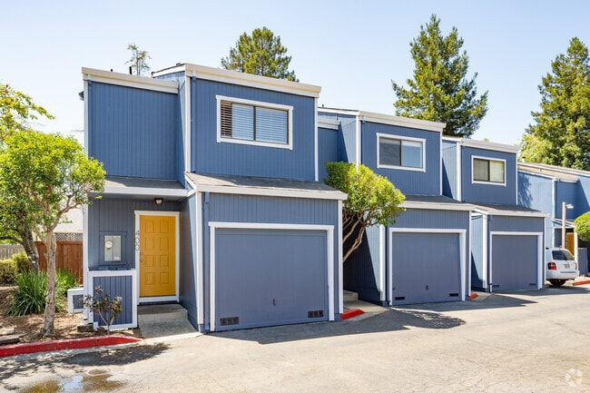 Walkham Townhomes