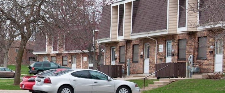 Photo - Willow Apartments